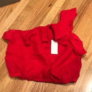 Assymetrical sleeveless tank